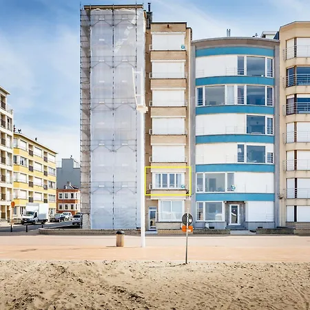 Near Belgian Coast With Sea View, Cleaning Included Apartmán Koksijde