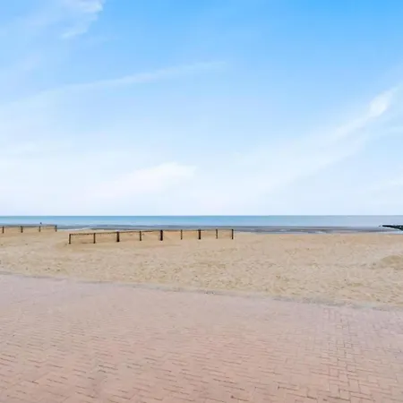 Near Belgian Coast With Sea View, Cleaning Included Apartmán *