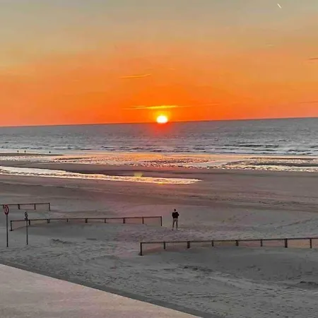 Apartment Gulf Stream 101 In Koksijde, Cleaning Included *